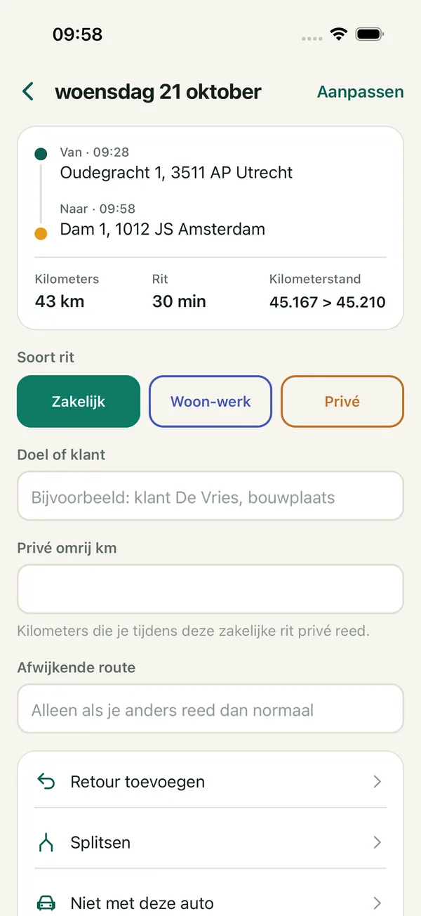Een rit van Oudegracht 1 in Utrecht naar Dam 1 in Amsterdam, 43 km, met de knoppen Zakelijk, Woon-werk en Privé en een veld voor het doel of de klant.